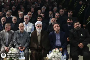 مراسم اهتزاز بزرگ&zwnj;ترین پرچم رضوی-١