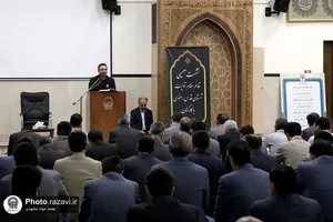 نشست صمیمی قائم&zwnj; مقام تولیت آستان قدس رضوی با کارکنان
