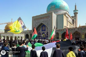 اجتماع دانش آموزان مشهدی در حمایت از کودکان غزه