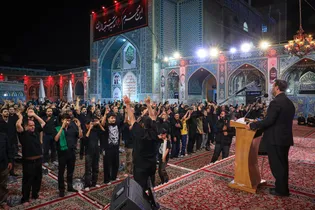 عزاداری سنتی شب هشتم محرم در «حسینیه حرم»