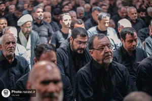 عزاداری روز عاشورای حسینی در حرم مطهر رضوی