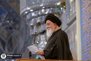 حضور شیوخ عشایر عراق در نماز جمعه حرم مطهر رضوی