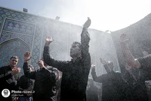 حرم مطهر رضوی در روز شهادت امام رضا علیهم&zwnj;السلام