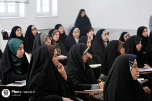 بازدید دکتر آذریان رئیس مرکز مشاوره آستان قدس رضوی از کلاس&zwnj;های دوره روانشناسی ویژه مربیان مهدالرضا علیه السلام