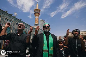 عزاداری روز عاشورای حسینی در حرم مطهر رضوی