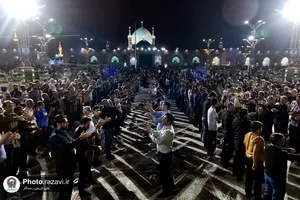 حال و هوای حرم مطهر رضوی در شب شهادت امام محمدباقر علیه السلام