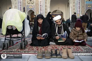 قرائت دعای ام داوود در حرم مطهر رضوی-1