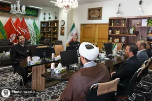 اهدای گلاب نذری از میمند فارس به حرم مطهر رضوی