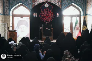 بزرگداشت رهبر شهید انقلاب در رواق نجمه&zwnj;خاتون حرم مطهر رضوی
