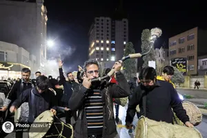 تشییع پیکر شهید گمنام دفاع مقدس در بلوار سجاد مشهد