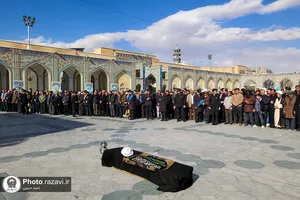 تشییع پیکر حجت الاسلام غلامرضا اسدی در حرم مطهر رضوی