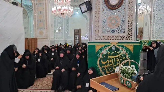 عبق الكاظمية في الحرم الرضوي؛ روايةُ لقاء مفعم بالحب والولاء