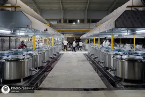 پخت و توزیع 8هزار پرس غذای متبرک حضرت در روز عید غدیر