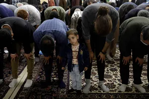 پاسخ تولیت آستان قدس رضوی به دغدغه&zwnj;ها و سؤالات دانشجویی از فرهنگ تا املاک و اراضی