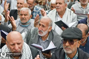 تشرف کاروان پیاده قافله عشق و انتظار استان البرز به حرم مطهر رضوی