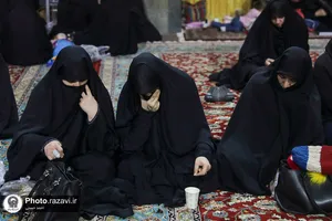 عزاداری رزمندگان تیپ فاطمیون در حرم مطهر رضوی