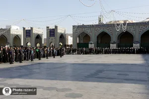 مراسم تشییع پیکر همسر مکرمه آیت الله وحید خراسانی در حرم مطهر رضوی