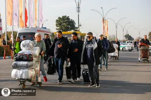 ورود کاروان تیم فوتبال منتخب 98 به مشهد