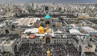 حس و حال زائران درلحظات سال تحویل بارگاه رضوی