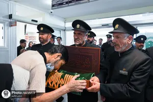 حضور خدام حرم مطهر رضوی در بیمارستان منتصریه