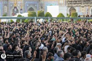آیین چهارپایه خوانی روز شهادت امام رضا علیه&zwnj;السلام در حرم مطهر رضوی -2