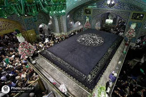 آیین تعویض پوش ضریح مطهر رضوی به مناسبت آغاز ماه محرم