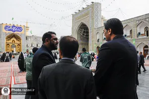 تشرف دستيار ويژه نخست وزير پاكستان به حرم مطهر رضوی