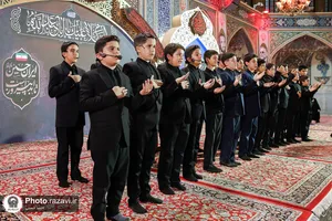 محفل شعر هنرمندان سوره در صحن قدس حرم مطهر رضوی