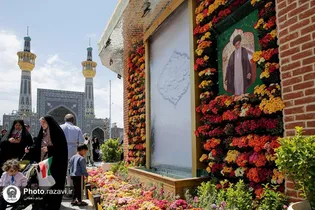 Imam Reza Shrine replete with joy, spirituality on birth anniv. of Gracious Imam