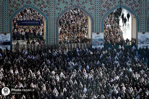 اقامه نماز عید سعید فطر در حرم مطهر رضوی - 1