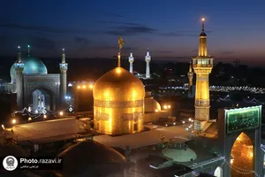 آیین نقاره&zwnj;نوازی شب میلاد امام رضا(علیه&zwnj;السلام) در حرم مطهر رضوی