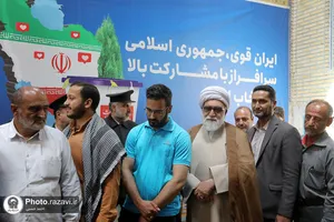 حضور تولیت آستان قدس رضوی در پای صندوق رای انتخابات ریاست جمهوری