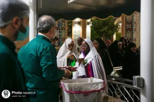 تشرف بانوان مهمان جشنواره &laquo;رسانه خورشید&raquo; به حرم مطهر رضوی