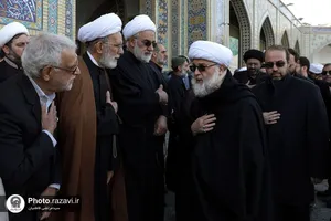 مراسم تشییع پیکر همسر مکرمه آیت الله وحید خراسانی در حرم مطهر رضوی