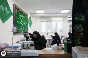 دوخت لباس و عروسک در خیاط خانه حرم مطهر رضوی