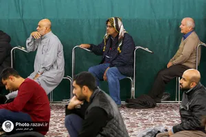 مراسم جشن مبعث پیامبر اکرم ویژه زائران عرب زبان در حرم مطهر رضوی