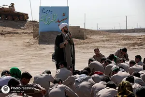 حضور تولیت آستان قدس رضوی در مناطق عملیاتی هشت سال دفاع مقدس