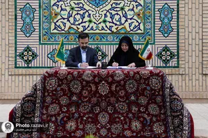 بازدید اعضای فرهنگستان هنر از کارخانه فرش آستان قدس رضوی