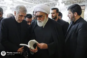 دیدار جمعی از نویسندگان با تولیت آستان قدس رضوی