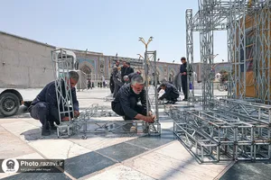 آماده&zwnj;سازی حرم مطهر رضوی در آستانه تشییع رهبر شهید انقلاب-2