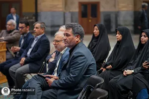 جلسه دفاع از پایان&zwnj;نامه در حرم مطهر رضوی

