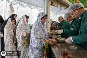 تشرف دختران دهه هشتادی به حرم مطهر رضوی