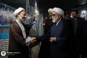بازدید تولیت آستان قدس رضوی از نمایشگاه مسجد شایسته