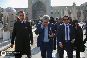 تشرف سرکنسول جدید پاکستان در مشهد به حرم مطهر رضوی