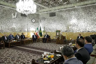 دیدار شهرداران کلان‌شهرهای کشور با تولیت آستان قدس رضوی