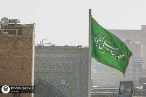 شستشوی گنبد حرم مطهر امام رضا علیه&zwnj;السلام