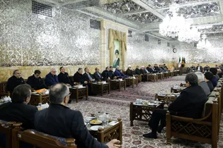 دیدار وزیر امور اقتصادی و دارایی و فعالان اقتصادی کشور با تولیت آستان قدس رضوی