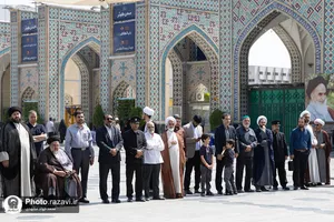 تشییع پیکر والده مکرمه آیت الله صدر حسینی