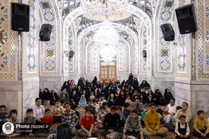 تشرف هیئت خانوادگی مدارس امام رضا علیه&zwnj;السلام به حرم مطهر رضوی