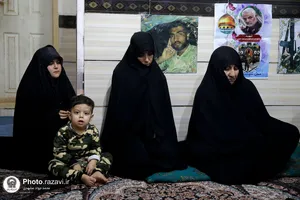 دیدار تولیت آستان قدس رضوی با خانواده شهدا در کرمان